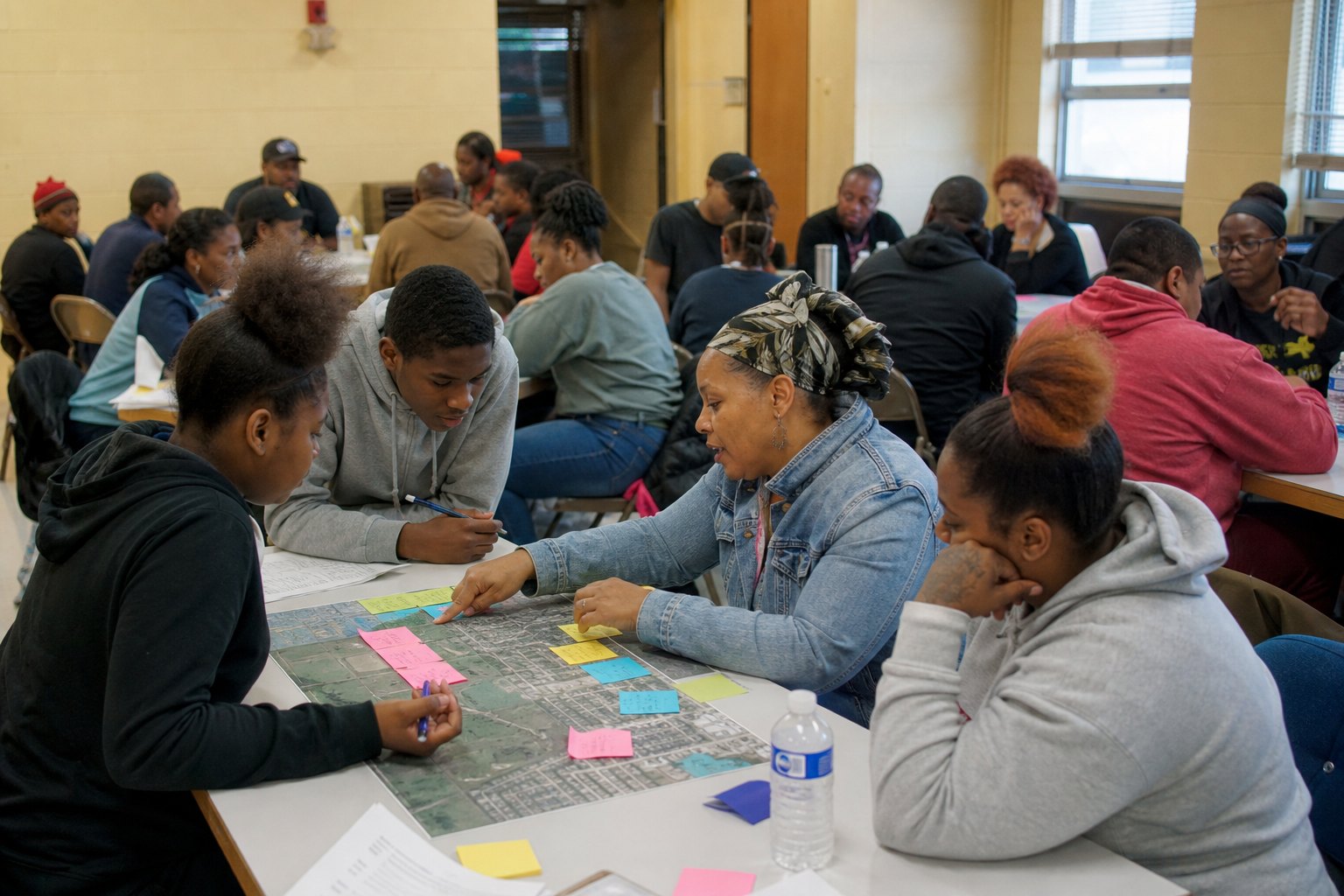 Altgeld Gardens residents planning neighborhood priorities together